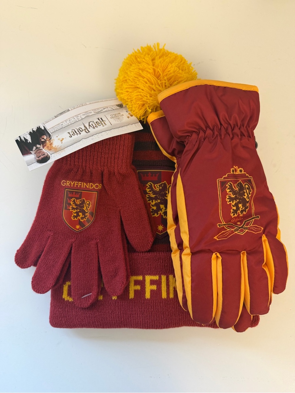 Harry Potter 3pcs hat and ski glove set